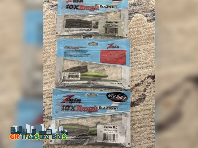 Lot 111-52361 - 3- pack ( 8 pieces each pack)Z-Man TRD275-364PK8 Finesse TRD 2.75" Slam Shady