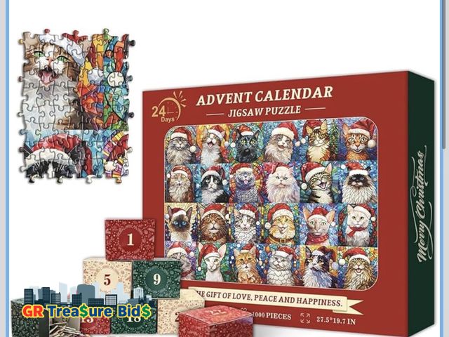 Lot 111-70637 - New Clear Plastic Christmas Ball Ornaments, 30ct 2.36 Inch Champagne Balls for Tree Decoration - Sha...