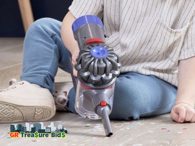 Lot 111-755680 - Dyson Cordless Vacuum Toy Replica