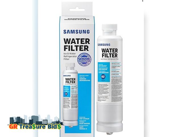 Lot 111-88413 - SAMSUNG Genuine Filter for Refrigerator Water and Ice, Carbon Block Filtration for Clean, Clear Drin...