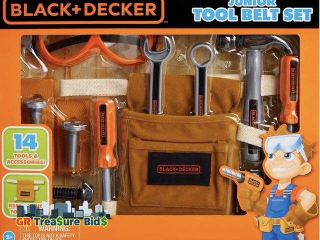 Lot 111-52466 - Black &amp; Decker Junior 14 Piece Toy Tool Belt Set