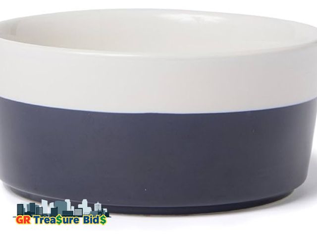 Lot 111-56636 - New Waggo Dipper Bowl - Midnight - Medium - 2.75 x 6.5 inches