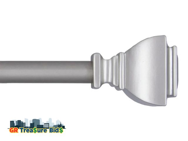 Lot 111-44336 - 28-48 in. Adjustable Petite Café Curtain Rod, 1/2 in., Brushed Nickel

maybe missing parts