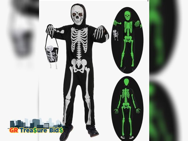 Lot 111-22140 - New Halloween Kids Glow in The Dark Costume - Skeleton Jumpsuit with Bag (Medium)