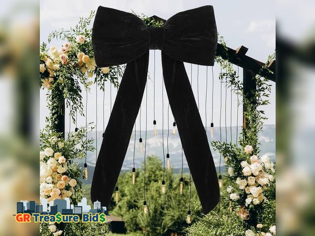 Lot 111-6 - Valentine's Day Big Black Bow Velvet Birthday Decorations Coquette Party Valentine Tree Black Bow De...