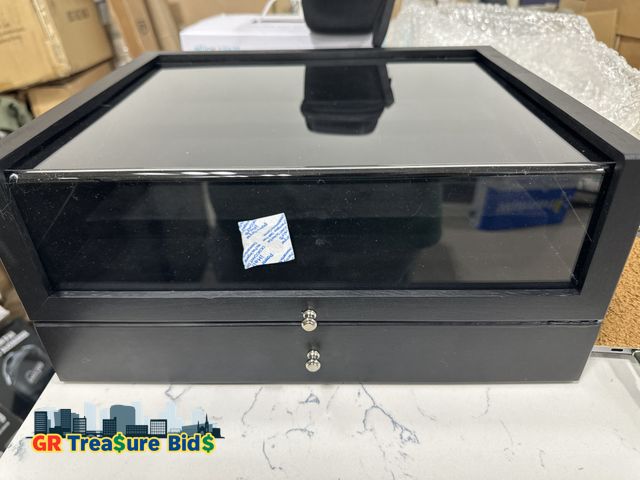 Lot 111-82772 - New JEWELRY BOX