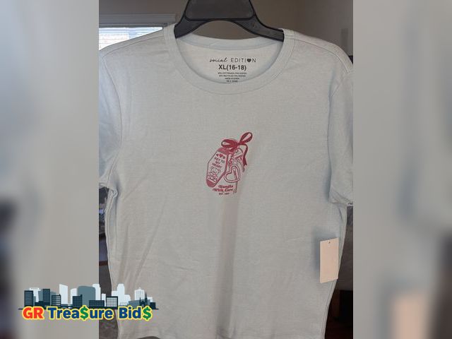 Lot 111-4146 - New in My Cowgirl Era Western T-Shirt in My Cowgirl Era Western Shirt Unisex V Neck Tshirt