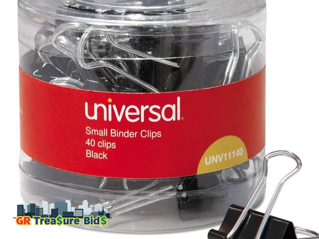 Lot 111-25787 - Universal 11140 Small Binder Clips, 3/8-Inch Capacity, 3/4-Inch Wide, Black, 40/Pack