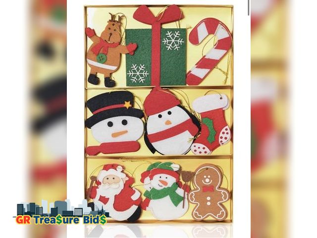 Lot 111-14016 - Christmas Character Set 18PCS Plush Hanging Decorations, Indoor Holiday Decoration 3.3-3.9inch (Snow...