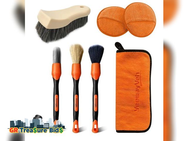 Lot 111-13699 - 7PCS Car Interior Detailing Kit, Horse Hair Car Leather Brush, Applicator Pads and Microfiber Cloth ...