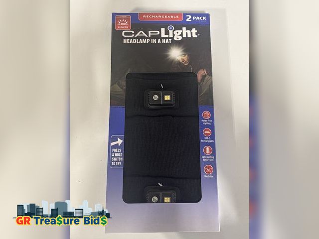 Lot 111-512345 - CAp LIGHT HEAD LAMPIN A HAT