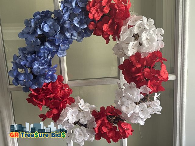 Lot 111-52397 - New Independence Day Wreath,Patriotic Wreaths for Front Door Independence Day 4th of July Door Memor...