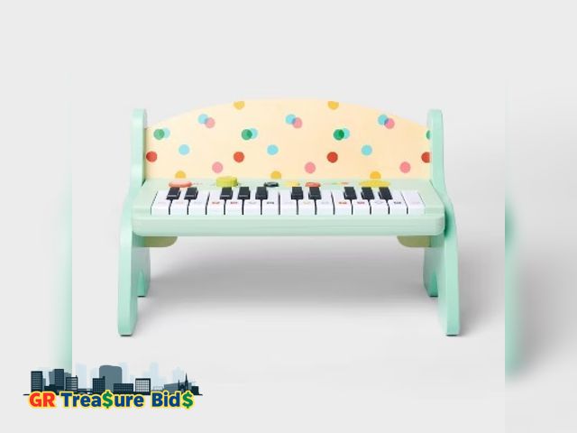 Lot 111-80655 - New Piano - Gigglescape™: Musical Toy for Toddlers, Plays Music, Ages 3+, Includes Batteries, 7 Piec...