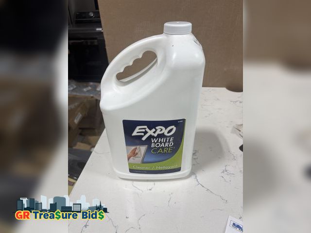 Lot 111-43033 - Expo white board care EXPO Dry Erase Whiteboard Cleaning Solution Refill, 1 Gallon