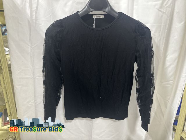 Lot 111-63930 - New Arshiner Black Long Sleeve Top with Sheer Puff Sleeves – Girls