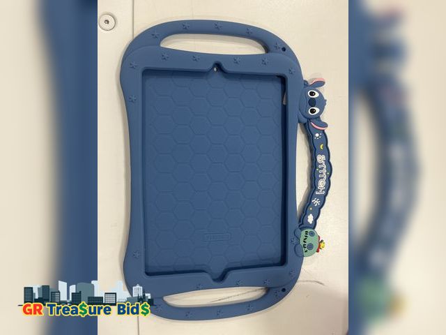 Lot 111-83914 - New Besoar Case for iPad 9th/8th/7th Generation 10.2/for Air 3rd/for Pro 10.5 Inch Character Cute Ca...