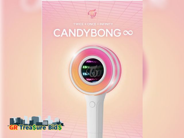 Lot 111-72772 - $92 Twice - CANDYBONG ∞ OFFICIAL LIGHT STICK