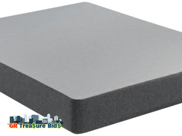 Lot 111-96306 - New Beautyrest® 9" Twin XL Standard Foundation