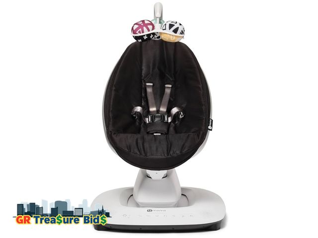 Lot 111-4628 - 4moms MamaRoo Multi-Motion Baby Swing, Bluetooth Enabled with 5 Unique Motions, Black charger not in...
