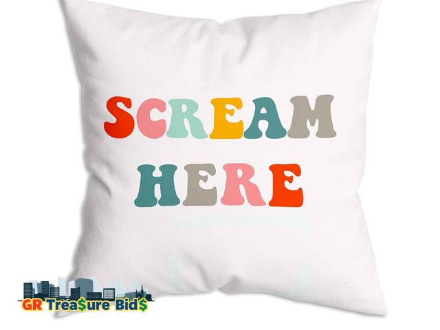Lot 111-23523 - ZNGFON Scream Here funny weird decor Throw Pillow Covers 18x18，funky Throw Pillow Covers colorful of...