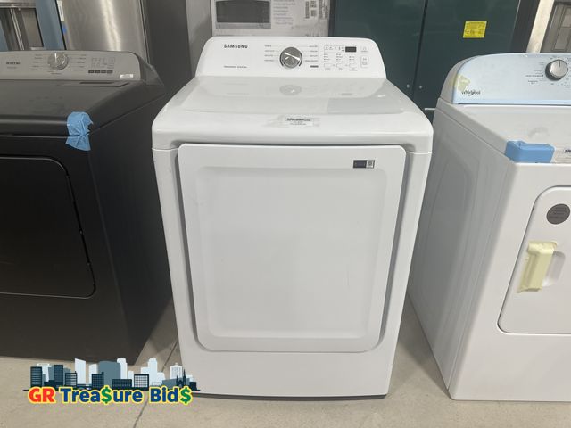 Lot 111-62355 - New Samsung DVG45T3200W Dryer Samsung Extra Large Vented gas Dryer ( White )