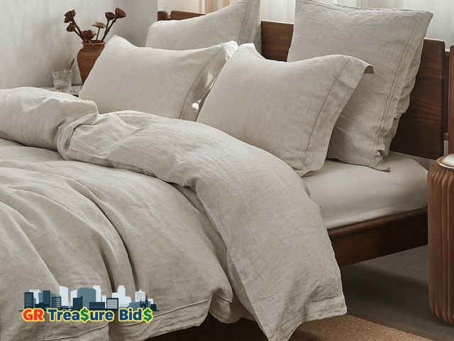 Lot 111-52005 - New Duvet cover set 55% Linen 45% cotton , stone washed french linen blend. French Flax Linen Duvet ...