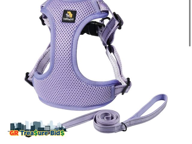 Lot 111-29931 - BELLA &amp; PAL Adjustable Step-in Dog Harness, Puppy No-Pull Vest with Leash Set for XS/Small &amp;...