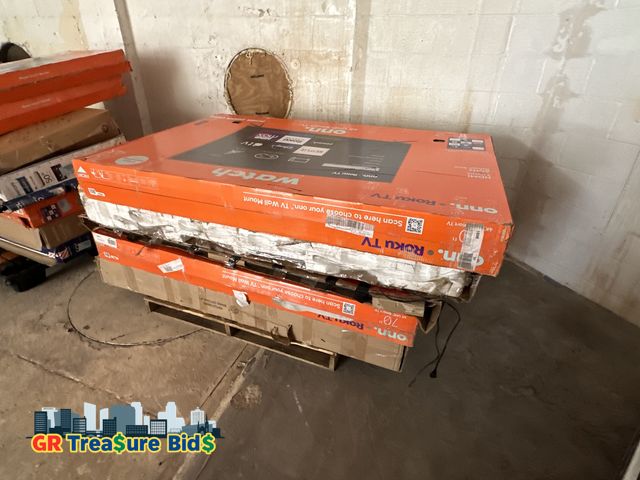 Lot 111-45664 - Lot of 5 untested TVs