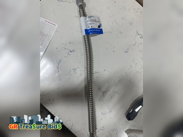 Lot 111-1124 - New SharkBite Max 3/4 Inch x 3/4 Inch FIP x 24 In. Corrugated Flexible Water Heater Connector, Push ...