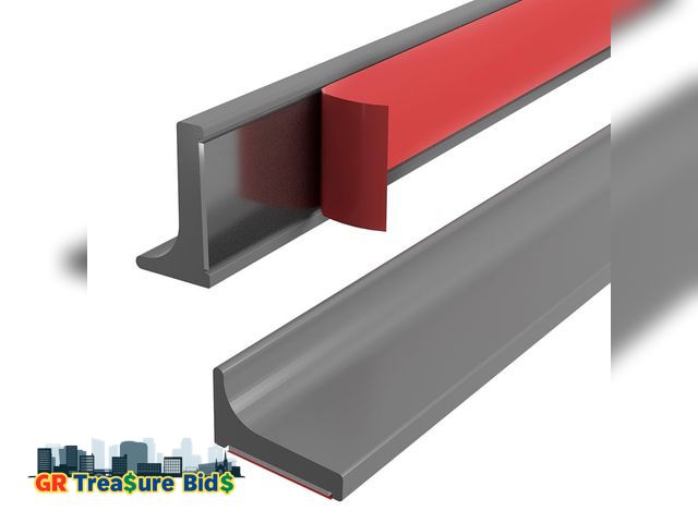 Lot 111-31290 - Jobon Shower Water Splash Guard - 138 Inch Collapsible Shower Threshold Water Dam Barrier, Self-Adhe...