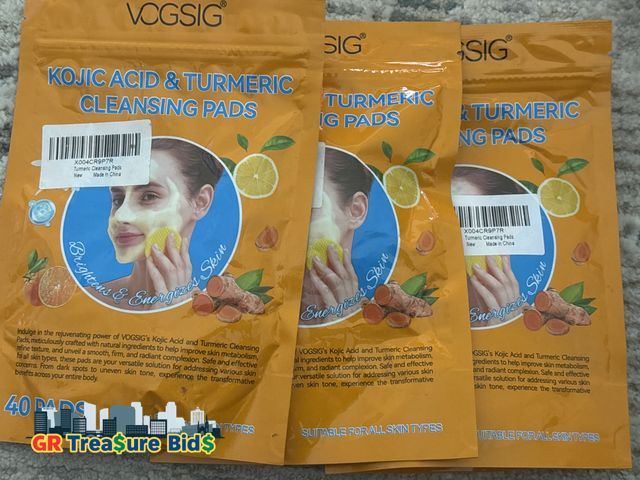 Lot 111-52580 - 3 pack New Turmeric Kojic Acid Cleansing Pads, 40 Counts Turmeric Face Scrub Pads, Enriched with Vit...