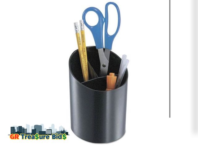 Lot 111-89716 - NEW Universal UNV08108 4-1/4 in. x 5-3/4 in. Recycled Plastic Big Pencil Cup - Black