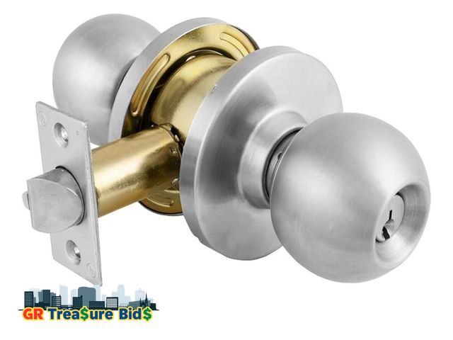 Lot 111-70496 - Master Lock BLC0232DKA4 Storeroom Cylindrical Ball Knob, Commercial Grade 2, Brushed Chrome Finish