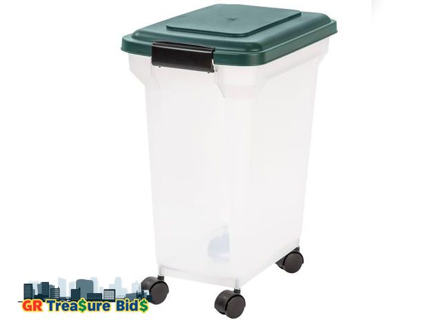 Lot 111-64702 - New Retail Proce: $67.99 IRIS USA WeatherPro Airtight Dog Food Storage Container, Up to 22lbs, Attac...