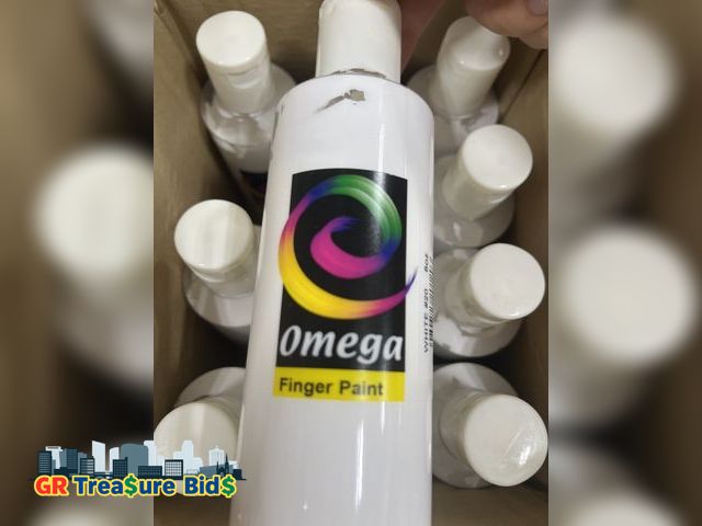 Lot 111-83294 - Lot of 12 bottles of 8oz of white finger paint