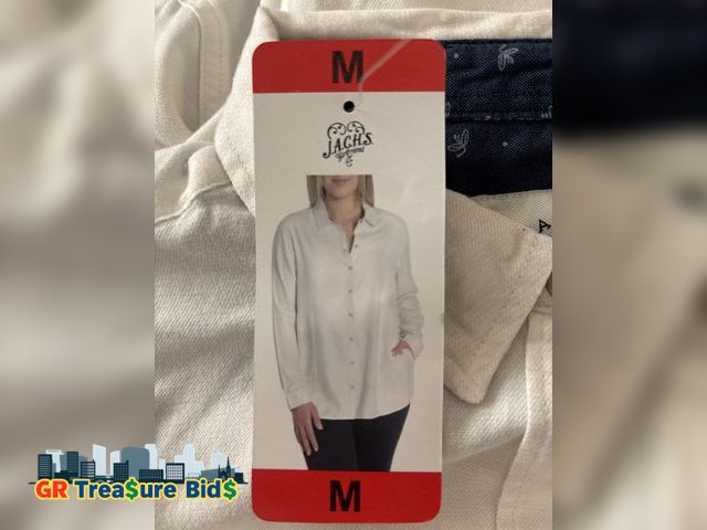 Lot 111-2034 - 1 New Jachs Girlfriend Women's Super Soft Feel Flannel Shirt