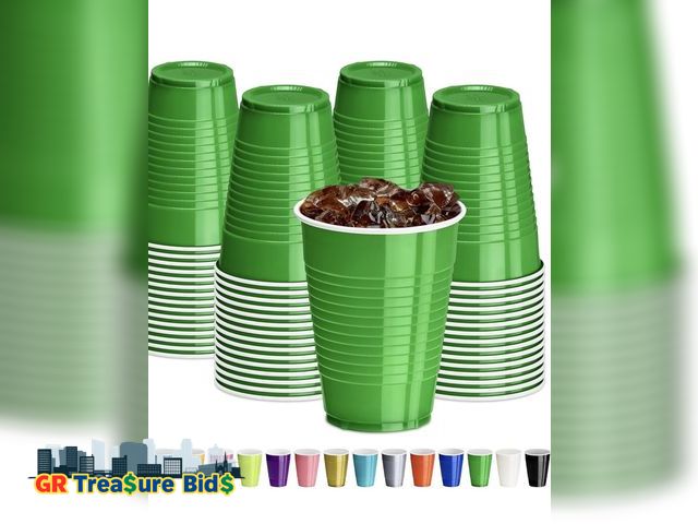 Lot 111-4357 - 3 pack of DecorRack Dark Green Plastic Cups, 18 oz Disposable Cups, Reusable Party Supplies  each pa...