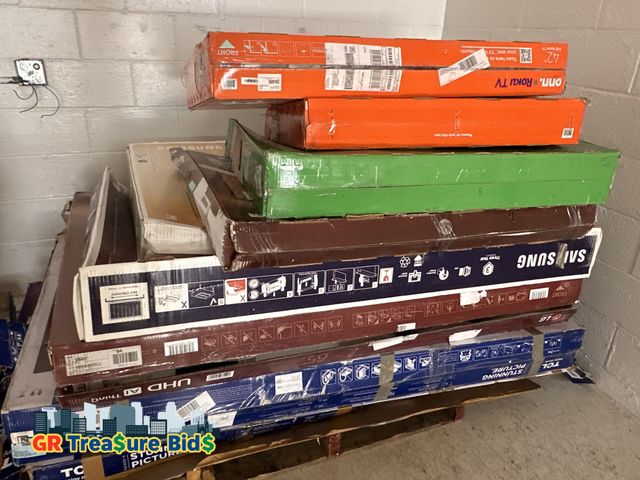 Lot 111-562726 - Lot of 9 TVs untested