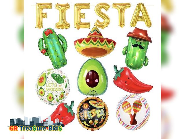 Lot 111-66733 - Fiesta Party Decorations Set, Big Taco Party Decorations Set