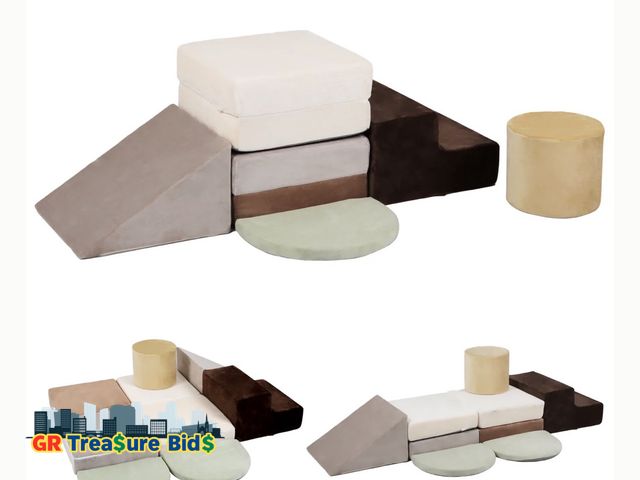 Lot 111-72662 - $95 Softpark 13 Kids Climbing Playset Gamer Headset for PC, Midnight Blue