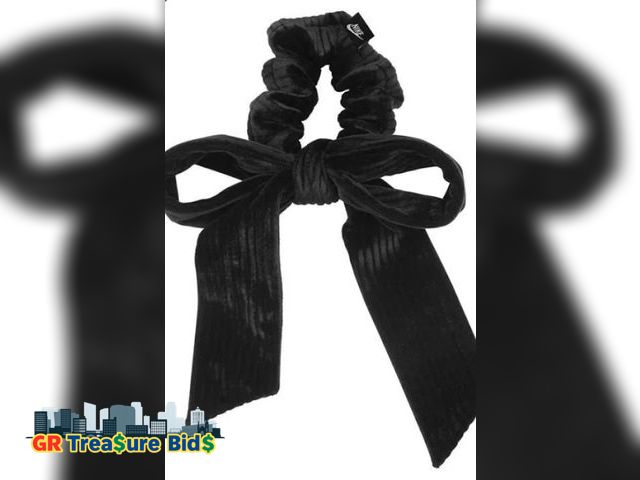 Lot 111-88498 - New Nike Women's Velvet Bow Hair Tie