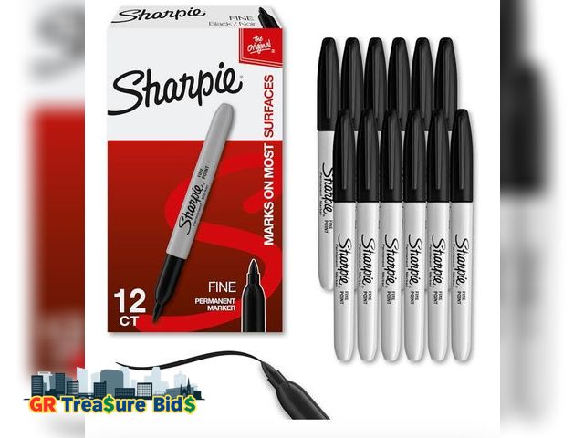 Lot 111-73571 - Sharpie Permanent Markers, Fine Point, Black, 12 Count