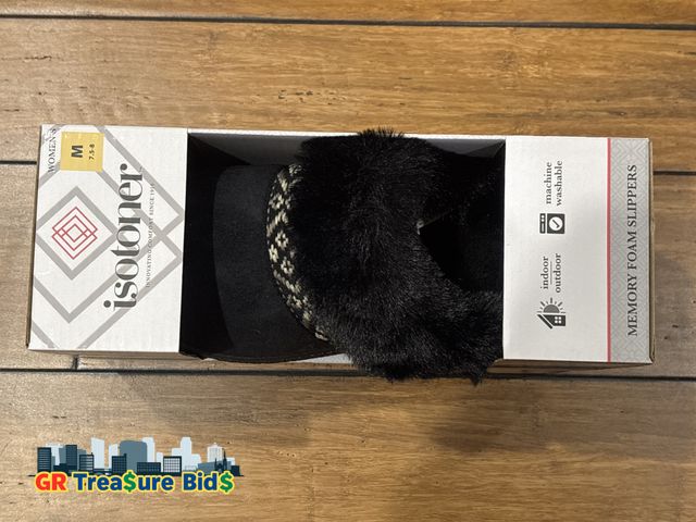 Lot 111-4344 - 1 New Faux Fur Slippers For Women Warm Plush Slip On House Shoes Cozy Non Slip Sole Indoor Outdoor C...