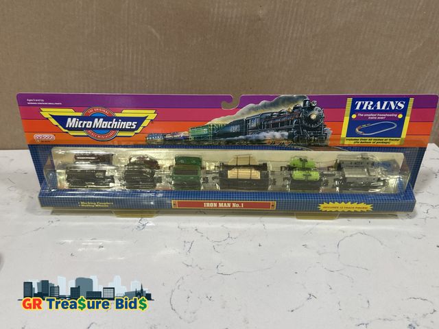 Lot 111-55081 - Galoob Micro Machines 1989 Western Freight Train Set New in Box