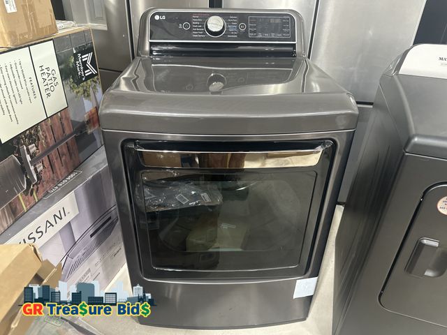 Lot 111-71838 - Scratch & Dent LG dlgx7901be Dryer 7.3 cu. ft. Vented Gas Dryer in Middle Black with Sensor Dry Tech...
