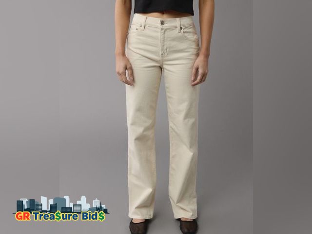 Lot 111-06383 - New Blue Couture Jeans Women's 12w Khaki Wash Boot Cut Jeans