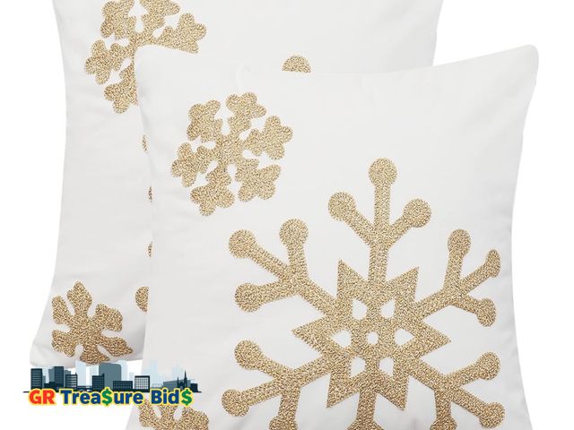 Lot 111-10409 - MingBo Soft Square Christmas Winter Snowflake Throw Pillow Covers 18x18 Inch Set of 2, Decorative Ve...