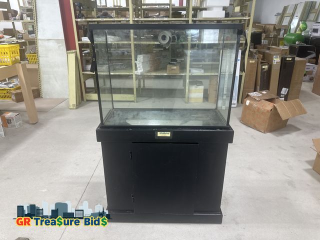 Lot 111-34033 - Fish Tank Stand, Fish Tank with Stand

32” x 14” x 51”