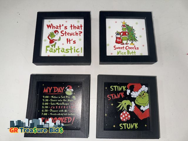 Lot 111-74029 - New Grinch-Themed Humorous Holiday Mini Signs Set 🎄
These small framed decorations feature playful,...