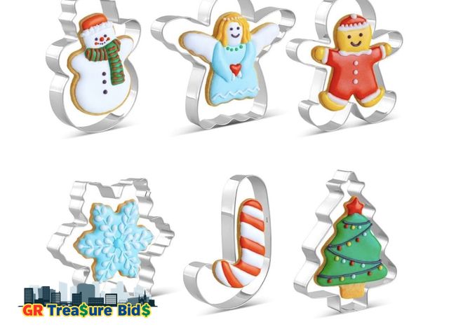 Lot 111-99582 - Christmas Cookie Cutter Set - 6 Pieces Christmas Cookie Cutter Shapes, Stainless Steel Cookie Cutter...